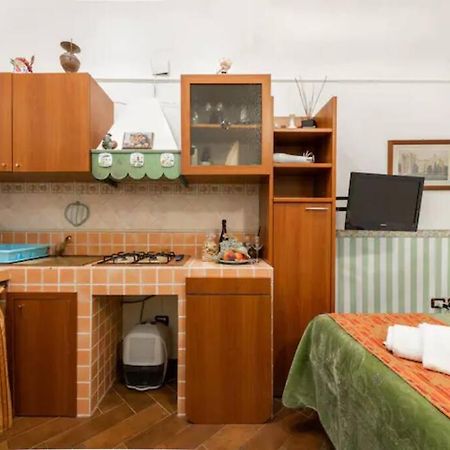 Apt 0 In The Historic Center บารี ภายนอก รูปภาพ
