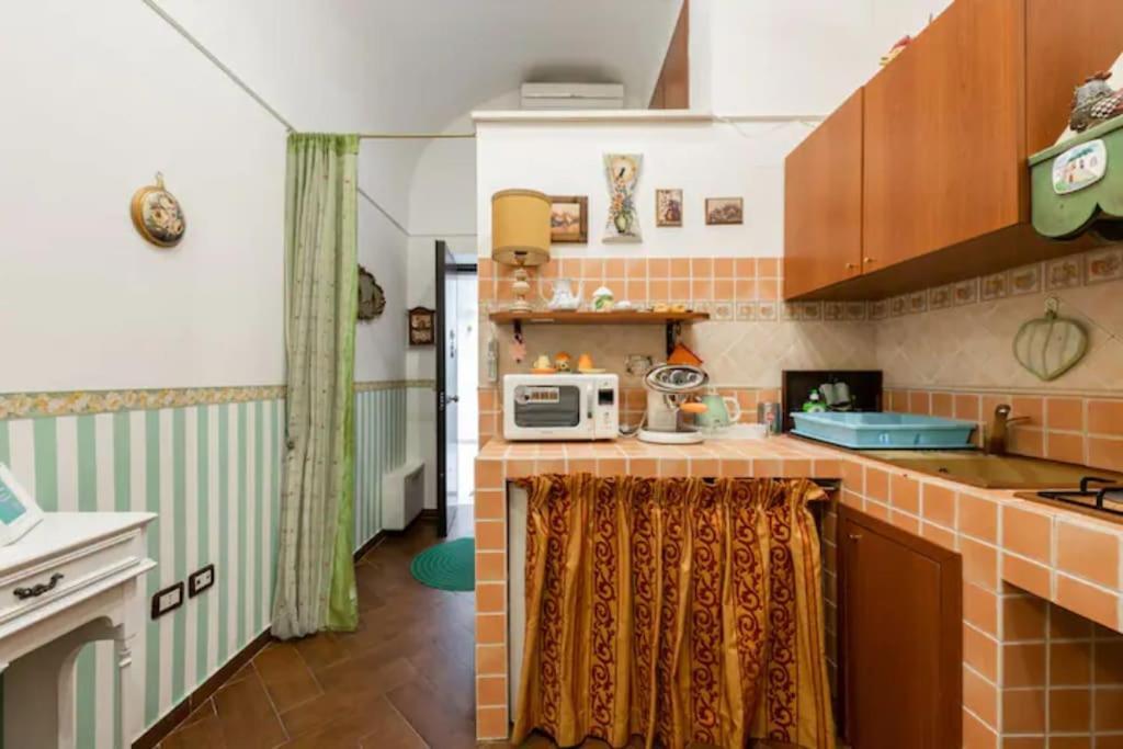 Apt 0 In The Historic Center บารี ภายนอก รูปภาพ